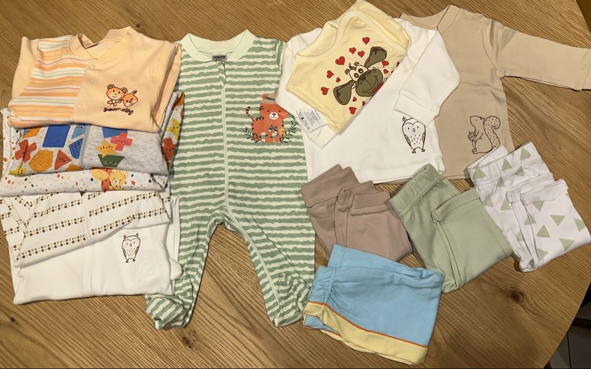 Lotti & Set di vestiti: Babykleider Grösse 62 – Nuovo (secondo la descrizione) da Spiez venduto da Brnas