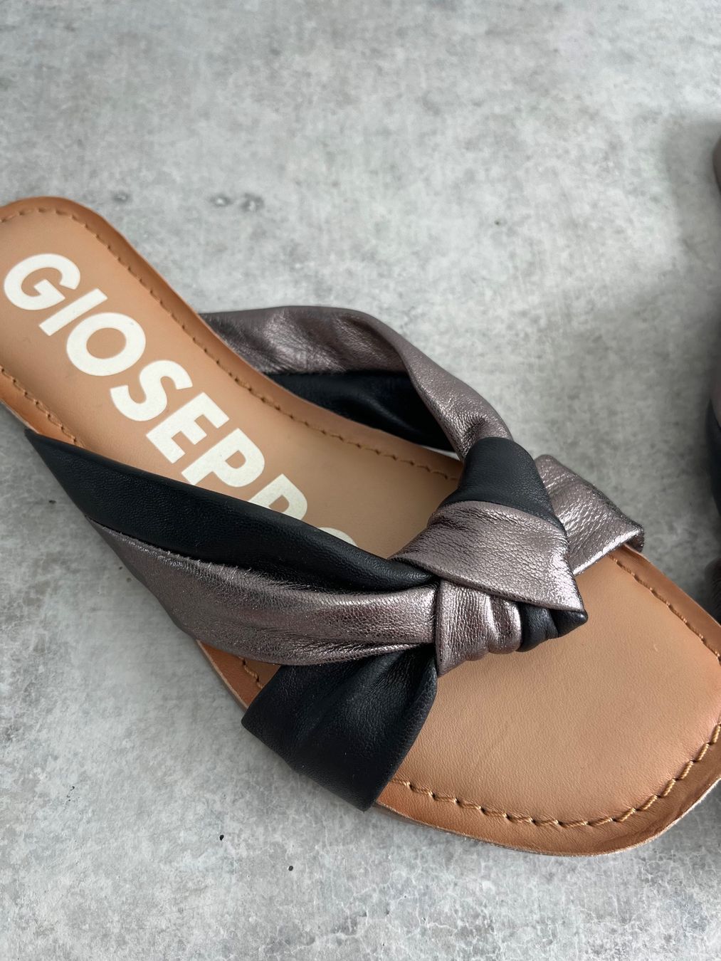 Scarpe da donna: GIOSEPPO Sandalen echt Leder Gr. 39 - CHF 65.90 – Nuovo (secondo la descrizione) da Zollikofen venduto da spunk65 2