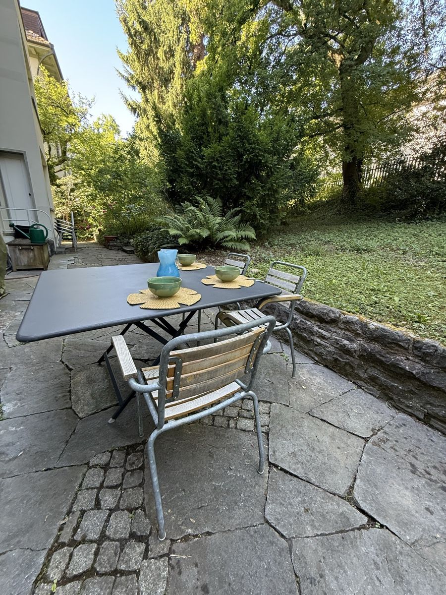 Fermob Tische: FERMOB Tiscj Caractère 128x128 – Gebraucht aus Zürich von StudioCardin 1