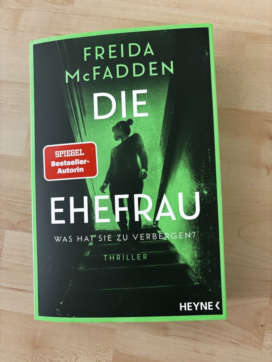 Bücher: Freida McFadden Die Ehefrau Thriller gebrauchtes Buch – Gebraucht aus Holzhäusern ZG von Tamaru