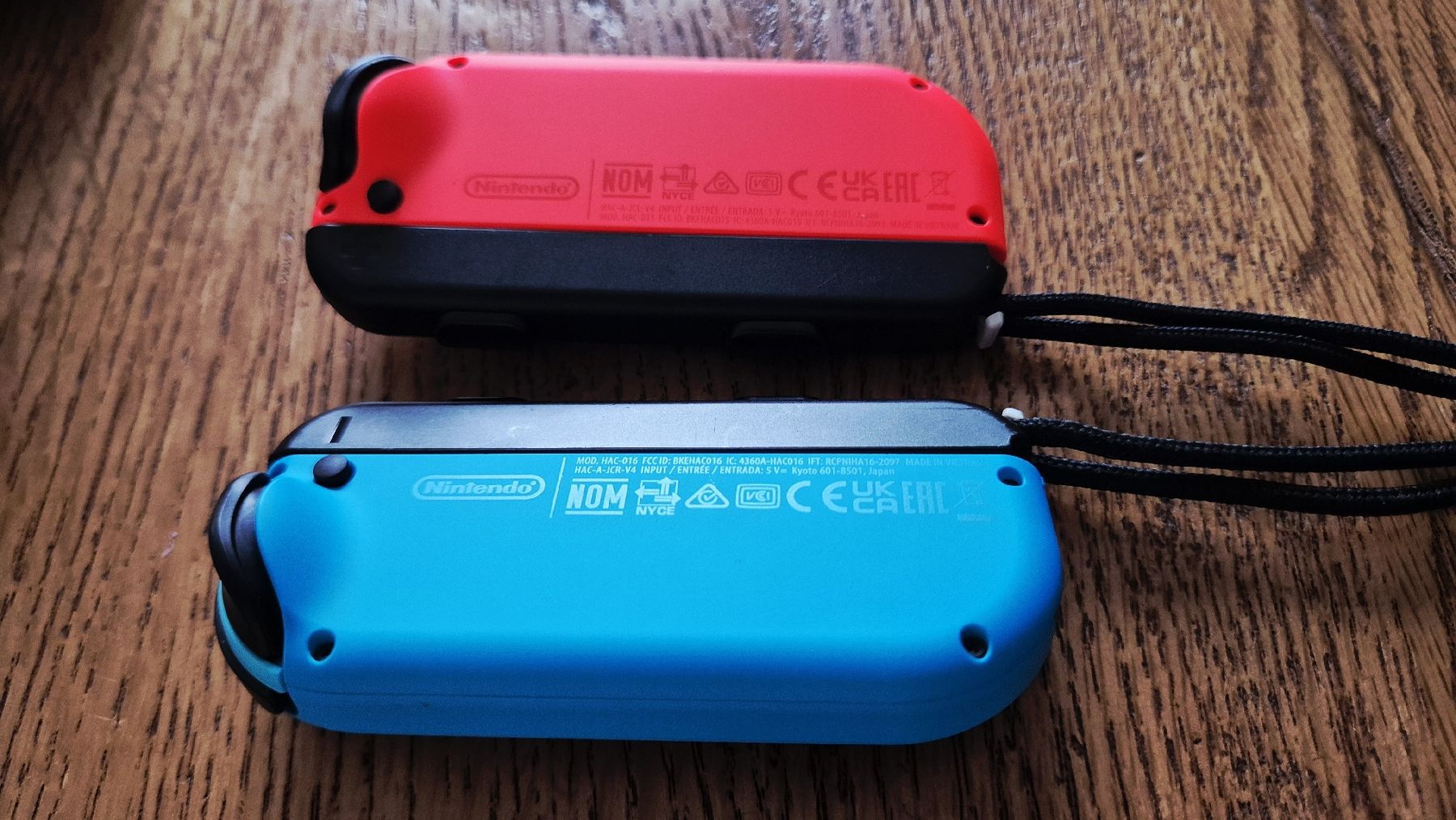 Nintendo Controller: Nintendo Switch Joy-Con Set Rot/Blau – Nuovo (secondo la descrizione) da Au SG venduto da KonsoleWerk 4