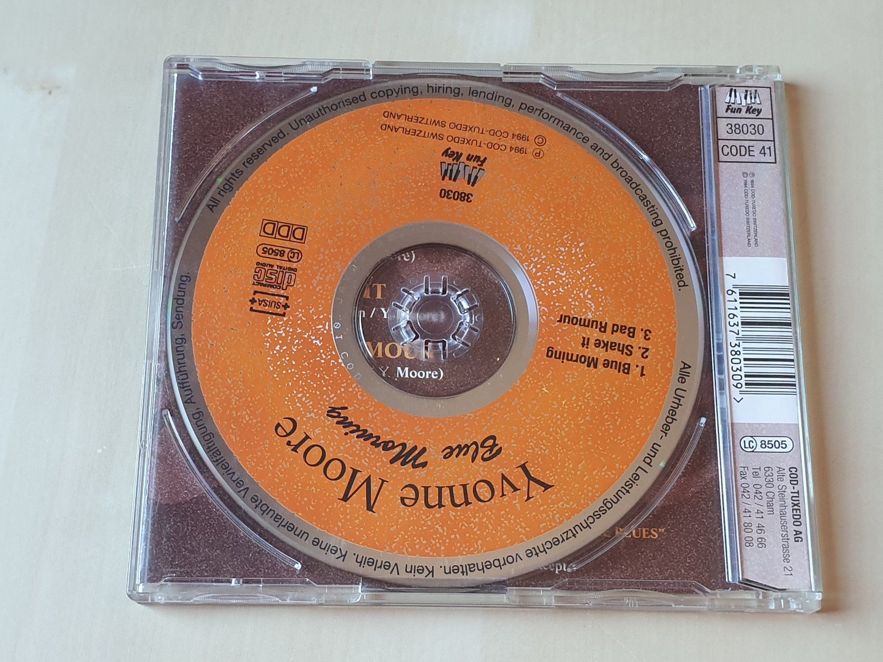 CDs: Yvonne Moore Blue Morning – Gebraucht aus Stansstad von collectorsshop 1