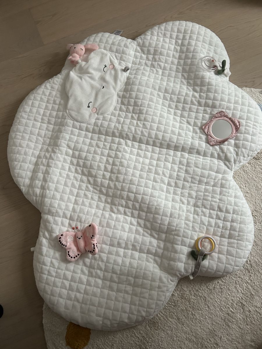 Tappeto da gioco: Baby Activity-Decke in Wolkenform – Usato da Horgen venduto da sam-meth 1