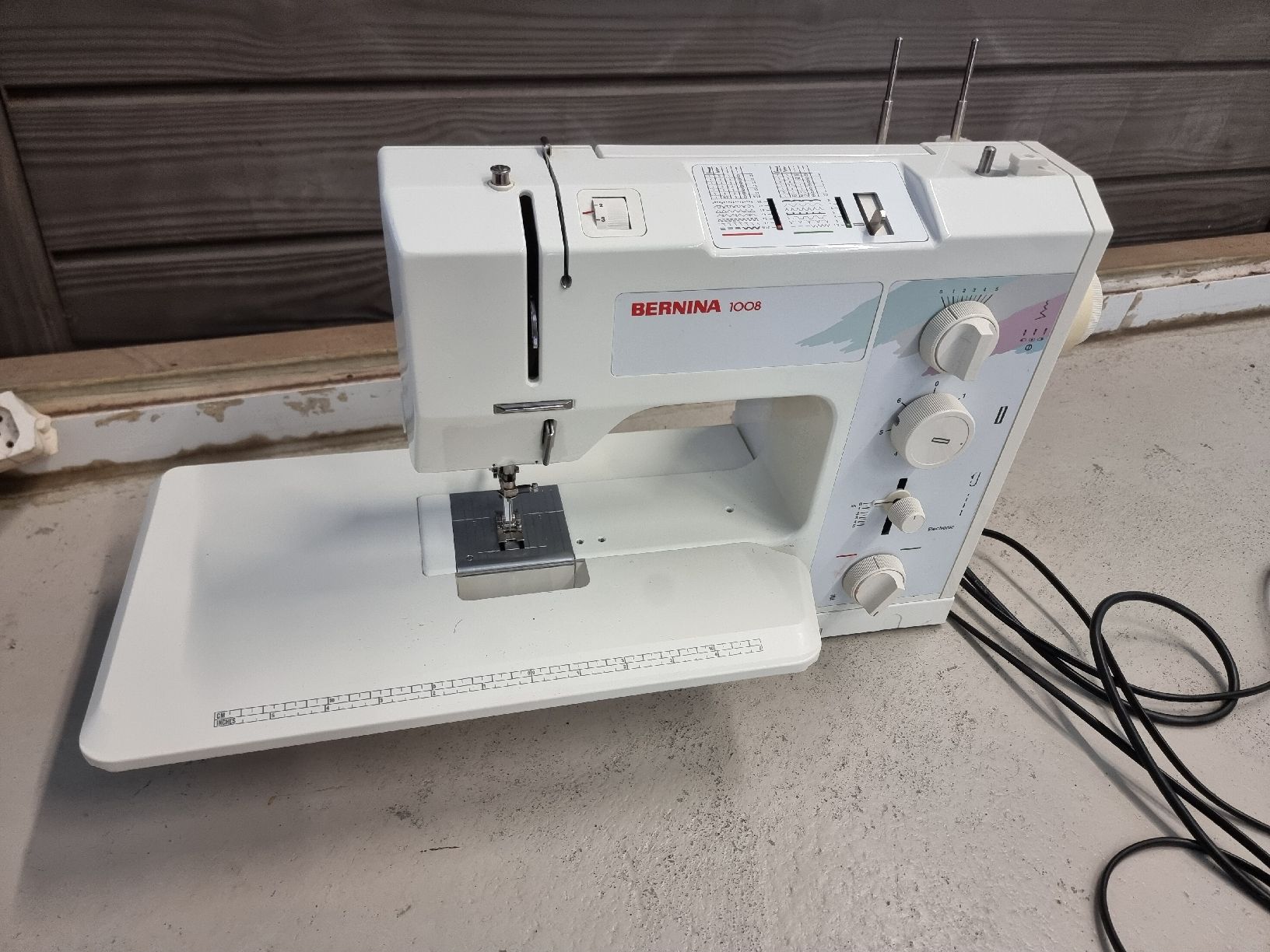 Bernina Macchine da cucire: Bernina 1008 Nähmaschine – Usato da Olten venduto da Mezopotamya