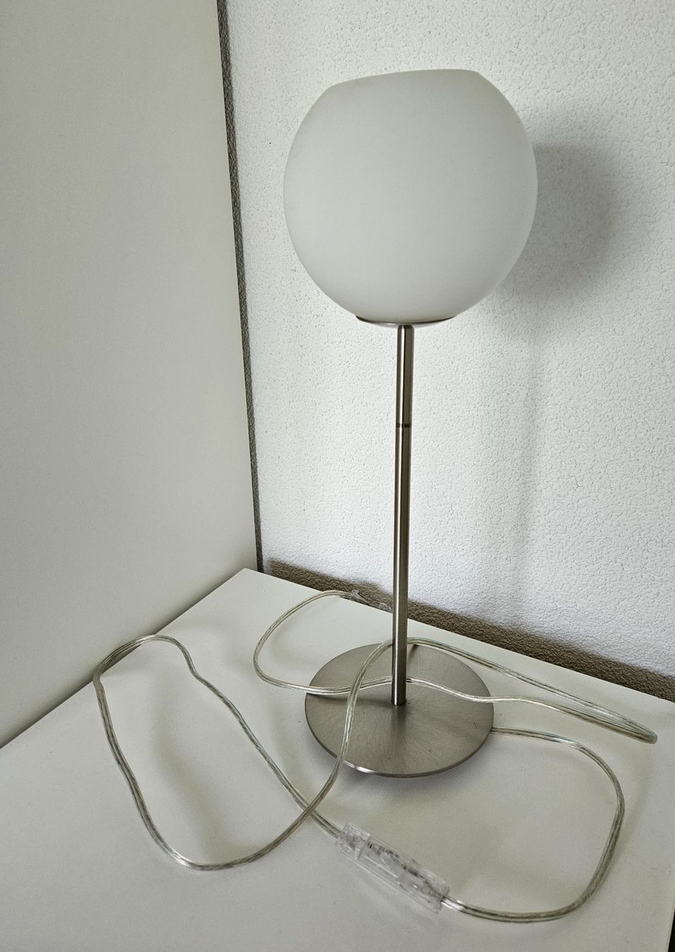 Lampade: 2 Stk. Nachttisch Lampen / Tischleuchten – Usato da Gommiswald venduto da Rickenblitz