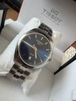 Tissot Classic mit Datum und blauem Zifferblatt