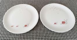 2 grosse Essteller mit Schneggchen und goldenen Tropfen