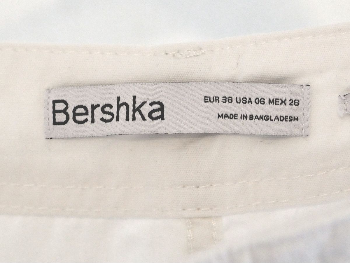 Bershka Hosen: Weisse Cargohose Bershka Gr. 38 – Gebraucht aus Neftenbach von litta_00 2