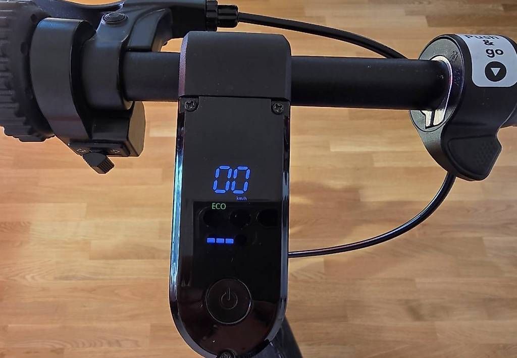 Kickboard: Trotinette électrique kuickwheel sc-1 PRO – Usato da Morges venduto da bir_9rsr 1