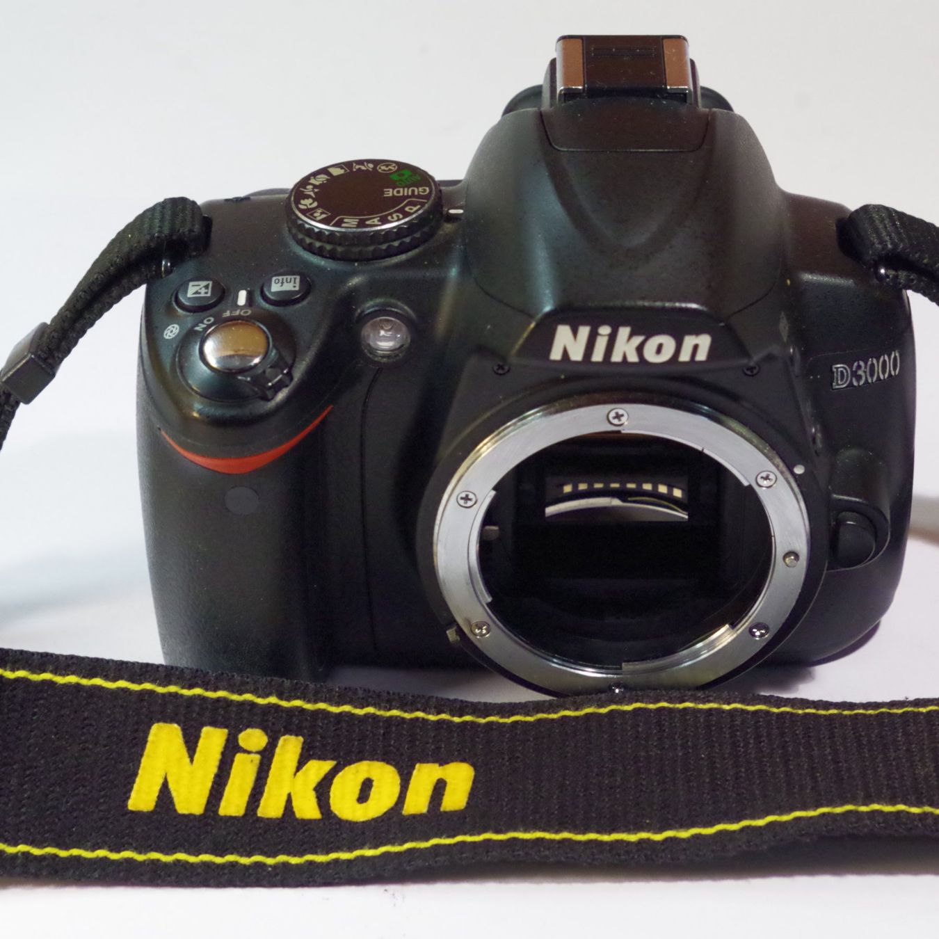 Nikon Kamera: Nikon D3000 Spiegelreflexkamera digital – Gebraucht aus Erlinsbach von Yanny
