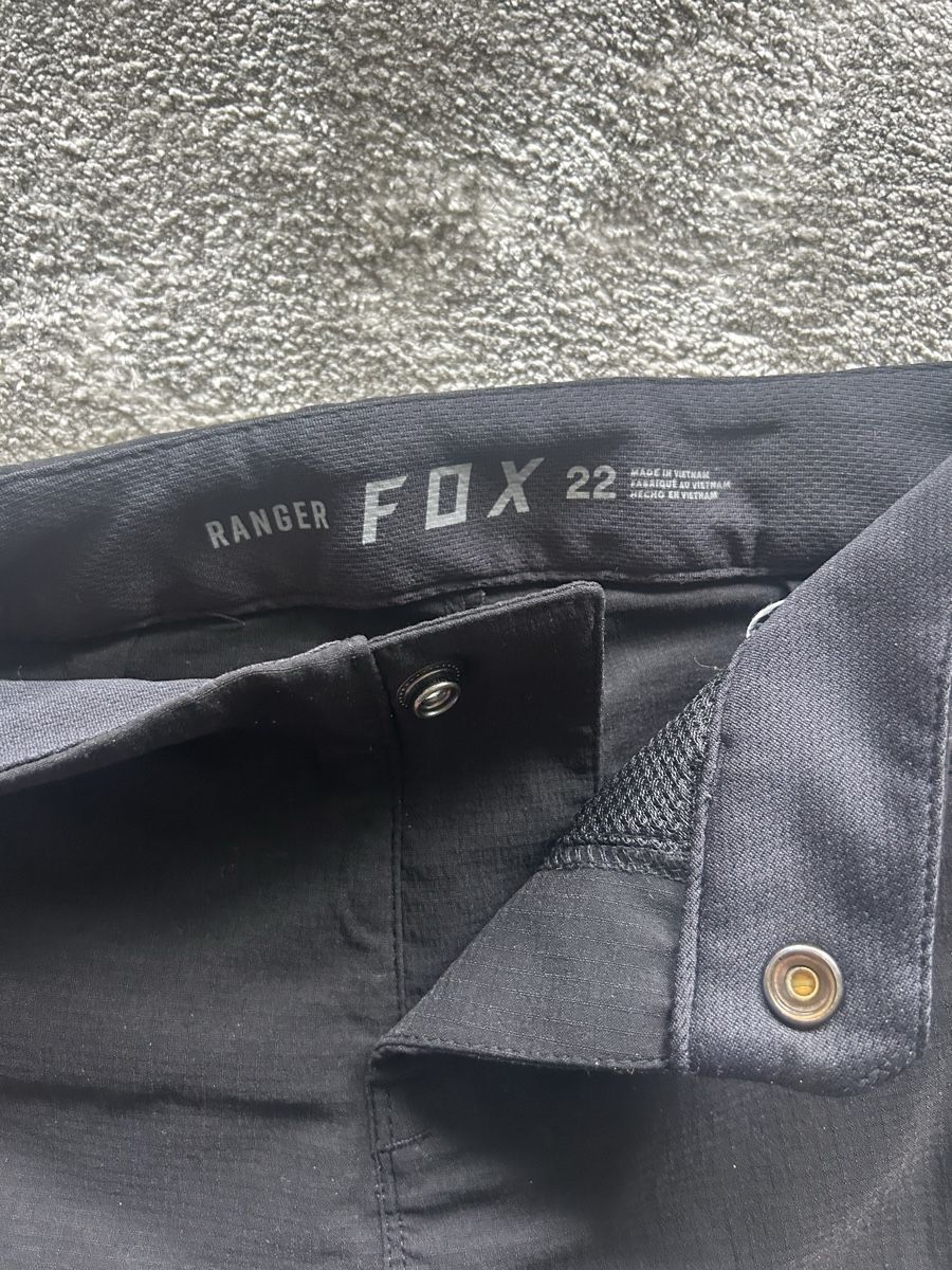 Pantaloni: Mountainbike Kurzhose FOX – Usato da Zürich venduto da fedi.81 3