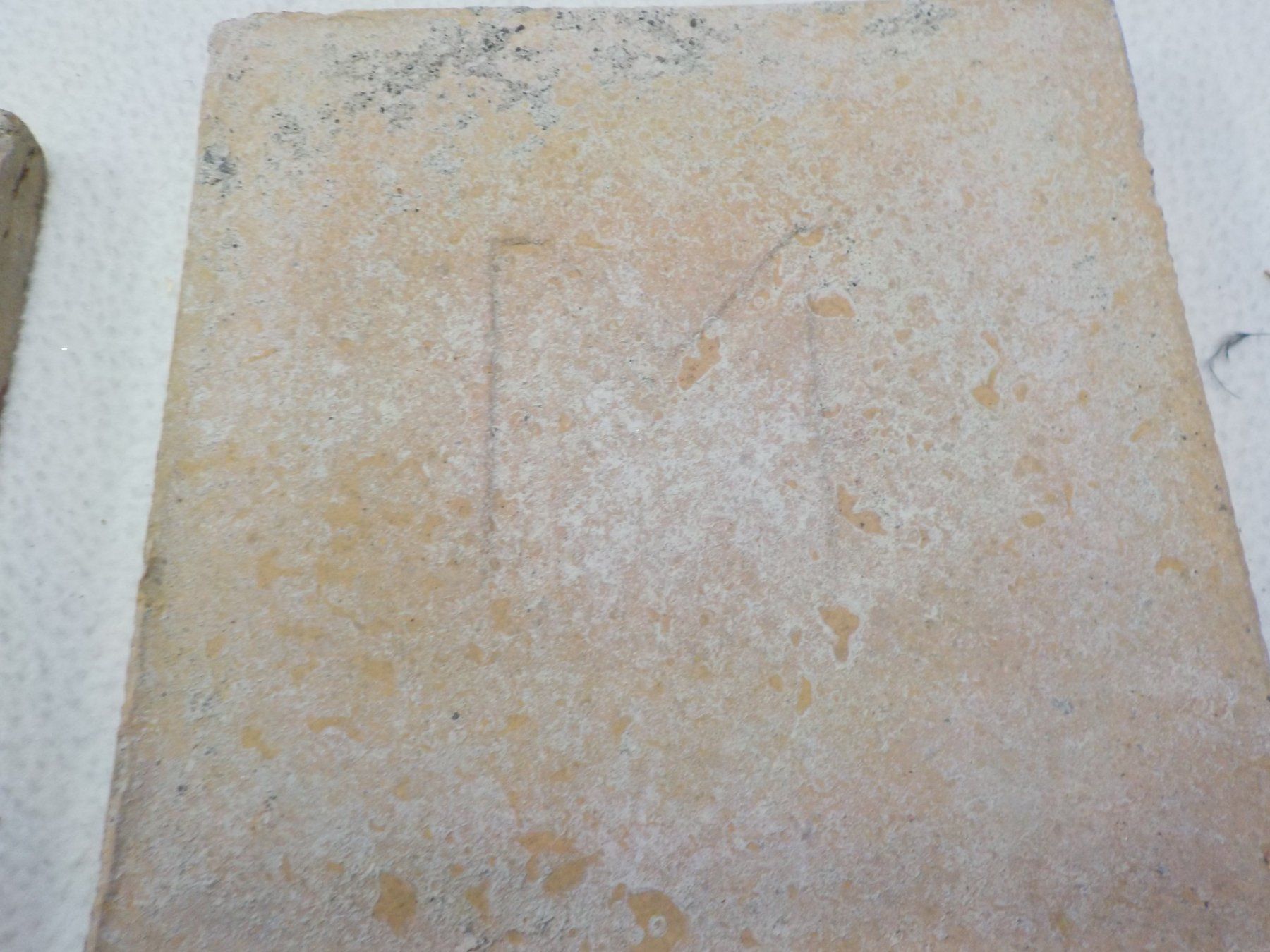 Piatti di portata: antike Wand oder Bodenplatten, sehr gut Erhalten – Usato da Muri b. Bern venduto da Ricardodecor 1