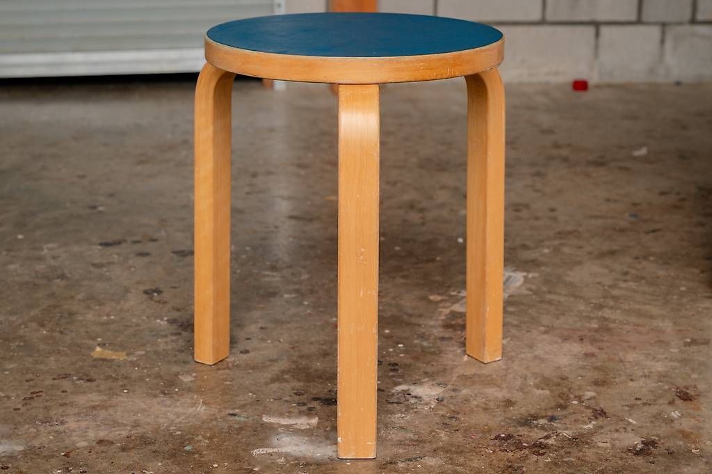 Aalto Sgabelli: Alvar Aalto Hocker 60 – Usato da Beringen venduto da 8222Beringen 6