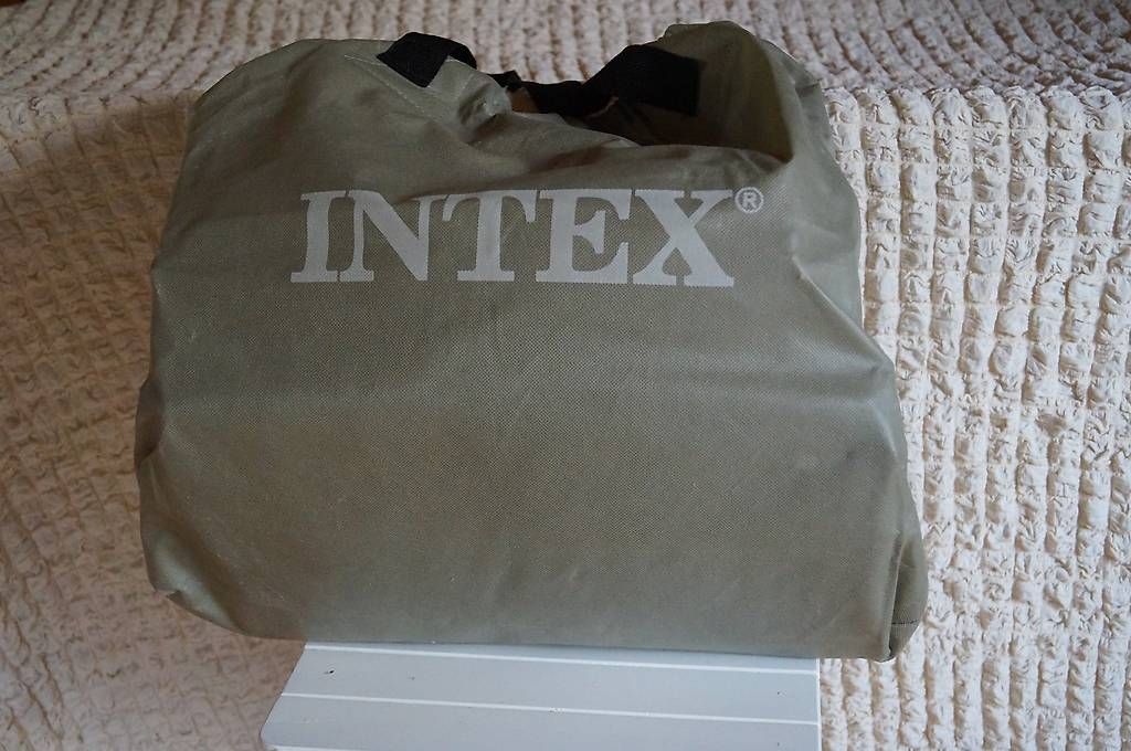 Materassi: Luftbett INTEX – Usato da Scheid venduto da dirauls