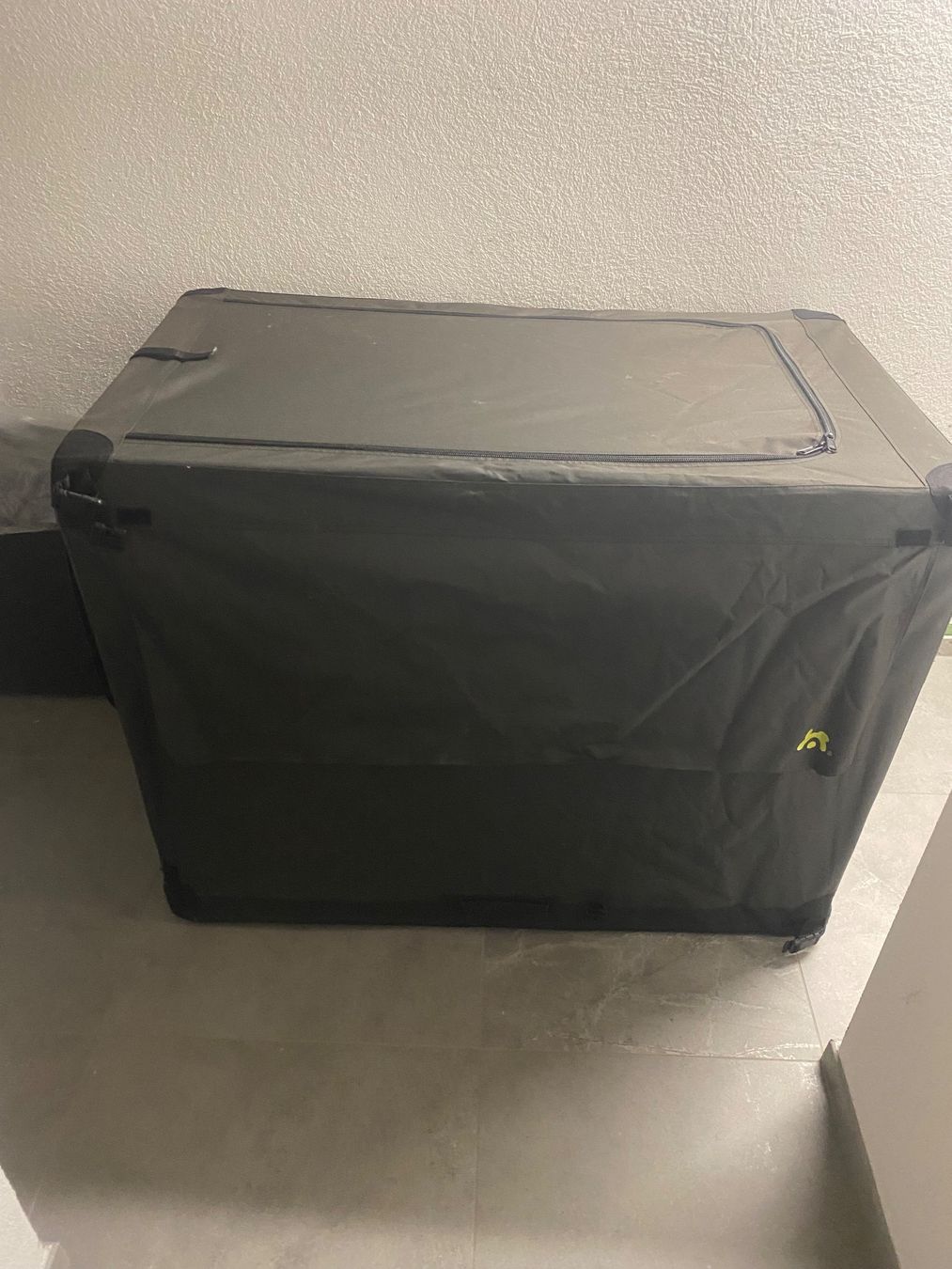 Cucce & Letti: Hundebox – Usato da Jaun venduto da nla_7s2x 1