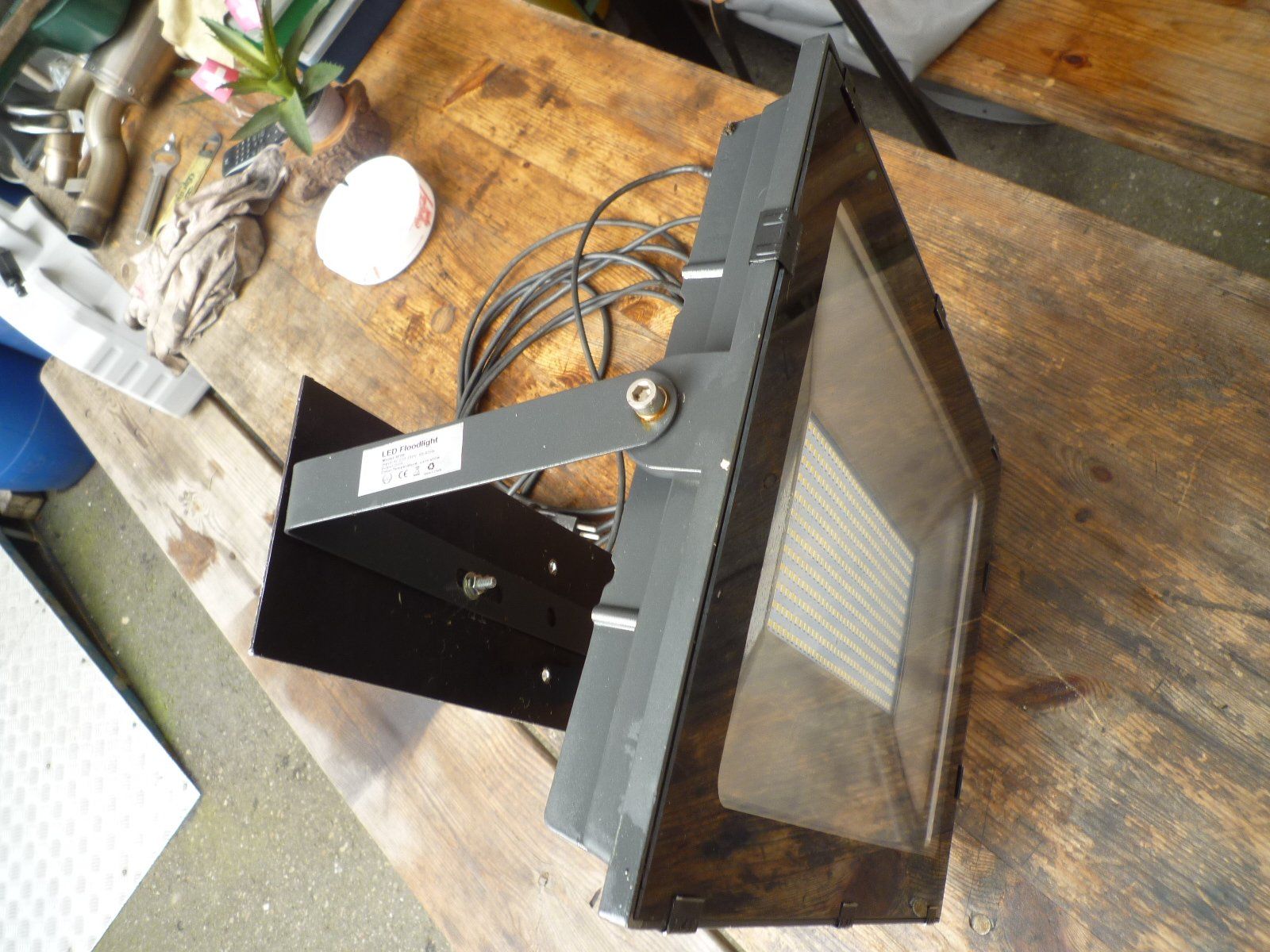Fari: LED Scheinwerfer 42cm x 32 cm / 300W – Usato da Sissach venduto da Gruetter-Moto-Center 2