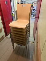 8 Stk neue Stapelstuhl Natur, B430xT410xH450mm, Holz & Stahl