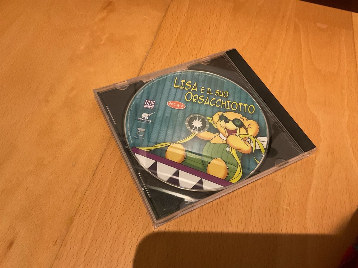 CD: Lisa e il suo orsacchiotto CD – Usato da Grub SG venduto da Vinciguerra