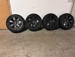 Range Rover L322 Alufelgen mit Winterreifen