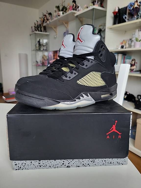 Scarpe da uomo: Nike Air Jordan 5 "Black Metallic" 2016 – Usato da Windisch venduto da Xabeba