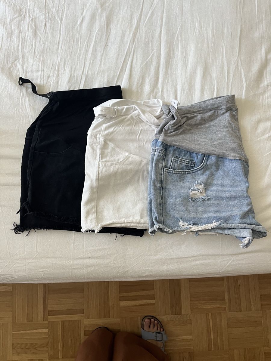 Lotti di vestiti: 3 maternity shorts  – Nuovo (secondo la descrizione) da Thalwil venduto da zen_hpz5