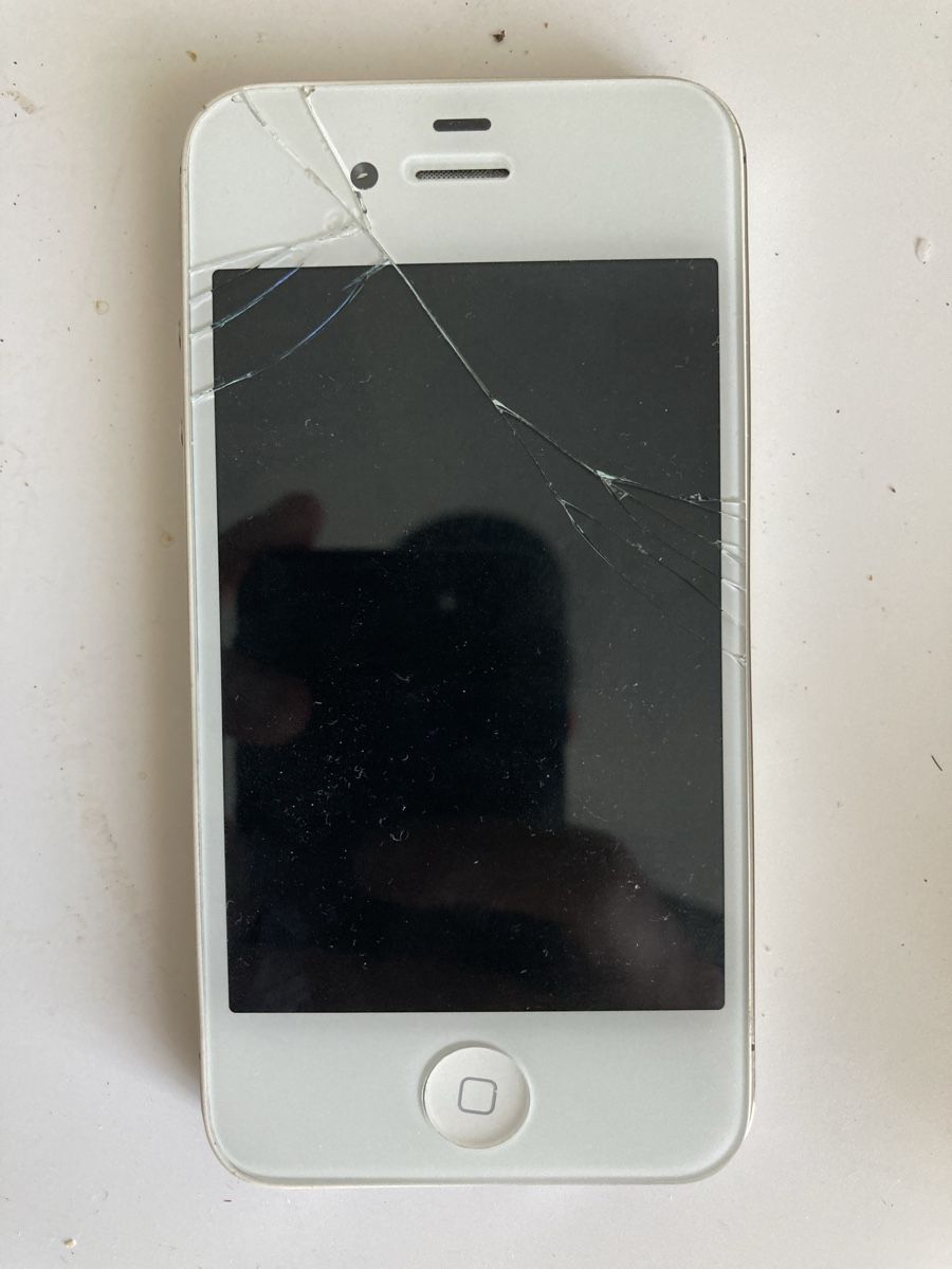 Apple Telefoni cellulari / Smartphones: iPhone 4s A1387 DEFEKT – Difettoso da Flawil venduto da rcnkr