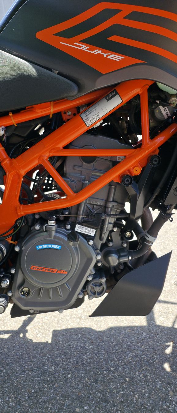 KTM Strada: ktm duke 125 – Usato da Niederhasli venduto da Zekibenz 2