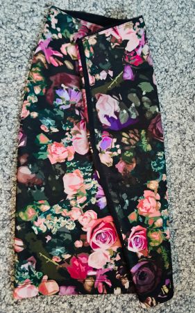 Ein echtes Must-have: Trendiger Rock von Patrizia Pepe -
