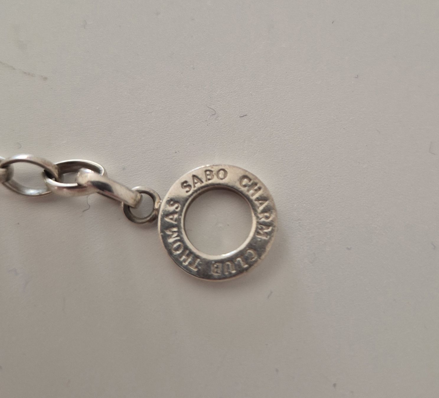 Thomas Sabo Armbänder & -reifen: Thomas Sabo Armband mit 3 Charms – Gebraucht aus Zürich von bacarozzo 4