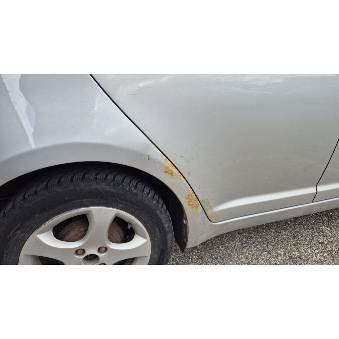 Suzuki Automobili: Suzuki Swift 1.3 4WD – Usato da les geneveys sur coffrane venduto da chollet1983 3