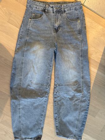 moderne Damen Jeans  36