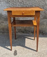 Petite commode ancienne