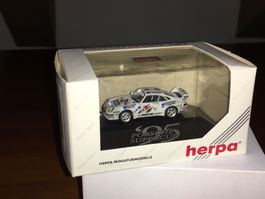 Porsche 911 RS (Typ 993) Supercup 95 „Heger“ 1:87 H0 Herpa
