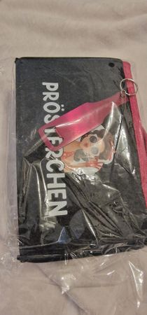 Filztasche "Prösterchen" mit Flaschenöffner-Anhänger