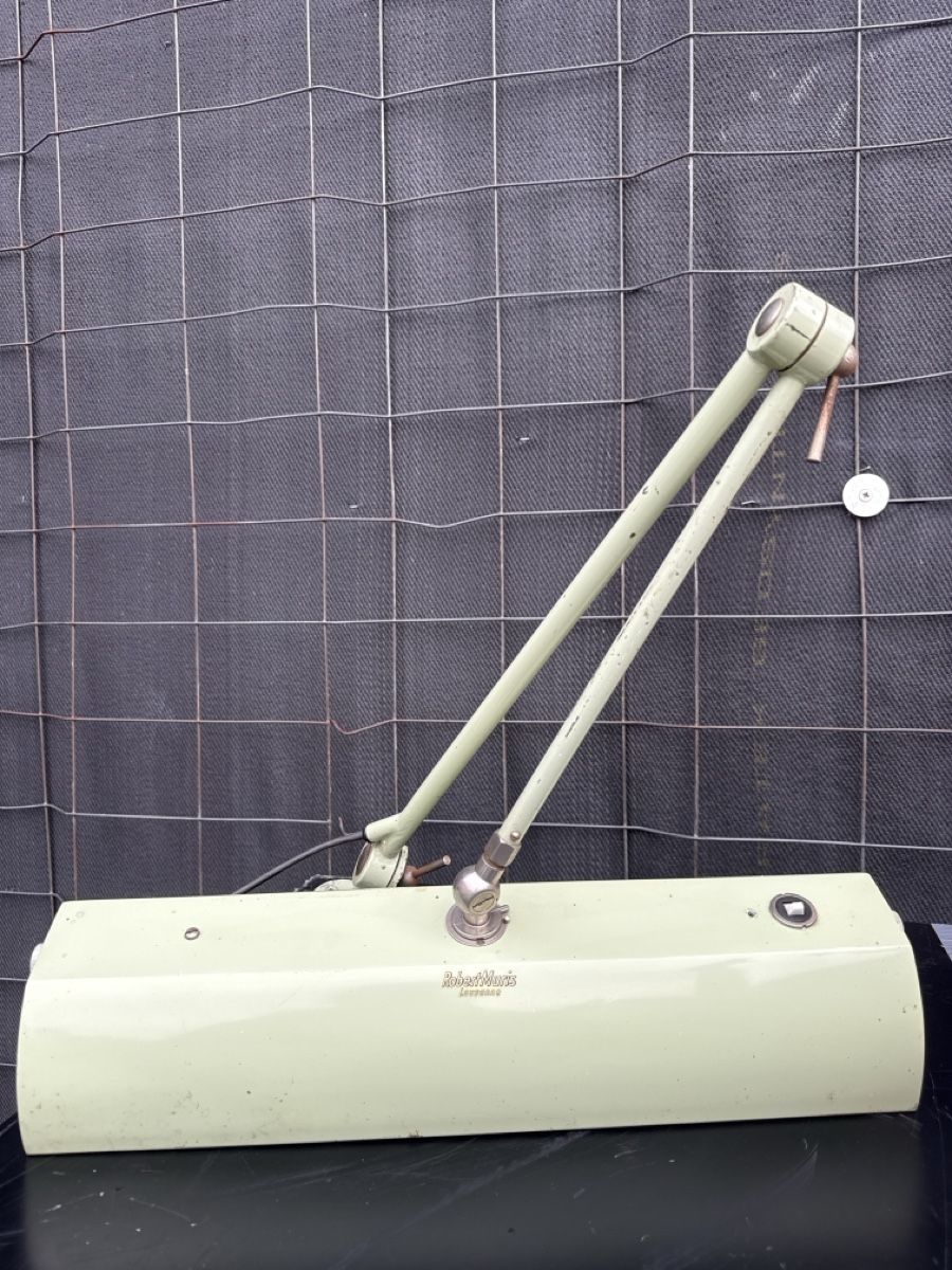 Lampade: Lampe Robert Muris fonctionnelle – Usato da La Chaux-de-Fonds venduto da Lespucesducollege