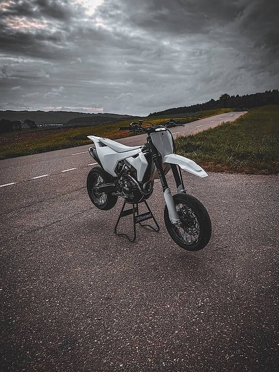 Strasse: Husqvarna FE 501 Supermoto – Gebraucht aus Buchs von den_9xp2 3