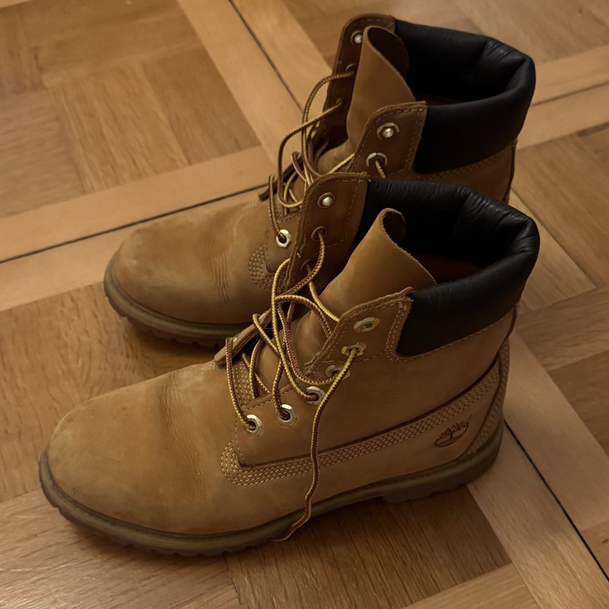 Timberland Scarpe da uomo: Timberland Boots Leather Size W9/EU 40 – Usato da solothurn venduto da mil_ja.t 3