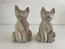 2 Katzen aus Holz