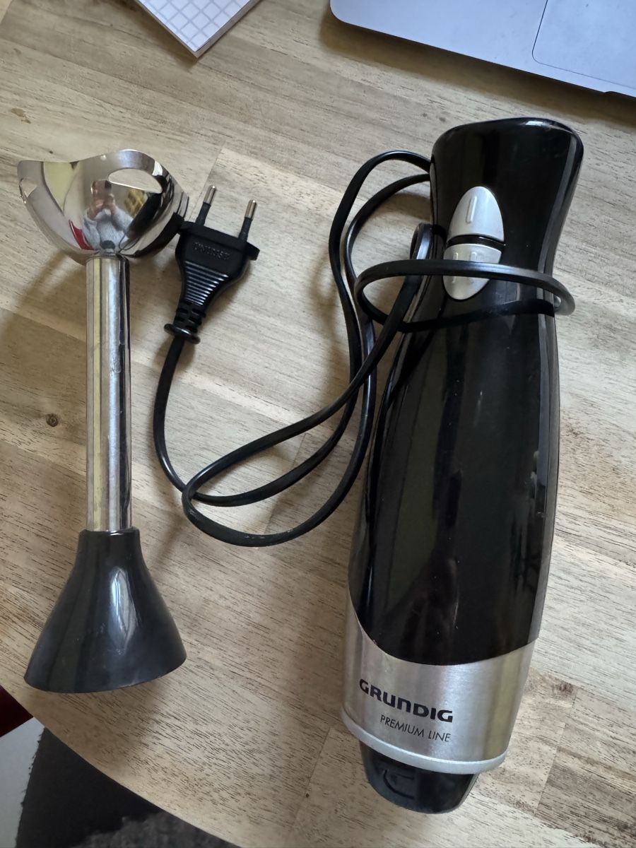 Appareils de cuisine: Stabmixer schwarz praktisch neu – D'occasion à Biel/Bienne par leo_h2vb