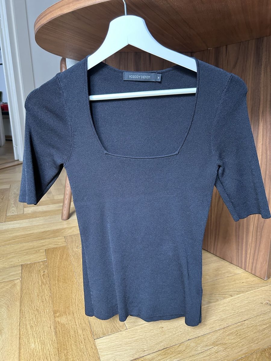 Top: Top Nobody Denim M – Usato da Genève venduto da Sarahchge