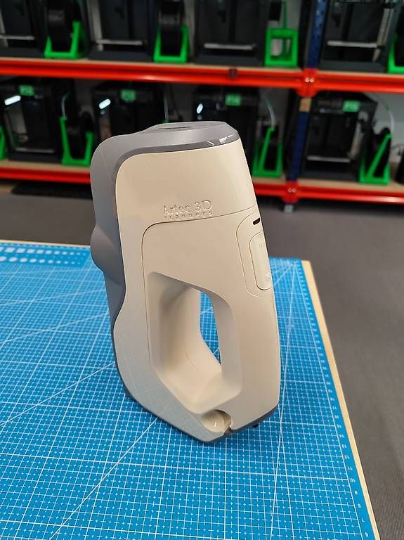Scanner: Scanner 3D professionnel haute précision Artec Eva – Usato da Buchillon venduto da bou_wn57 1