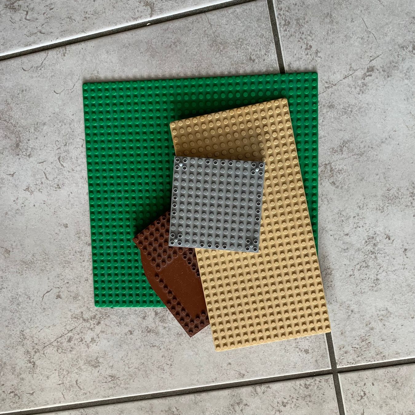 Lego Spielzeuge: Diverse Legoteile und Platten – Gebraucht aus Grüningen von swissfamily04 1