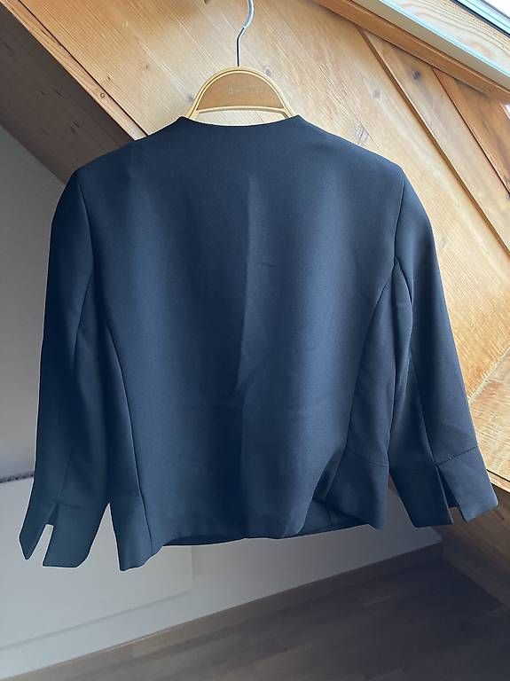Boléros: schwarzer Bolero Gr. 34 – D'occasion à St. Gallen par andreav. 1
