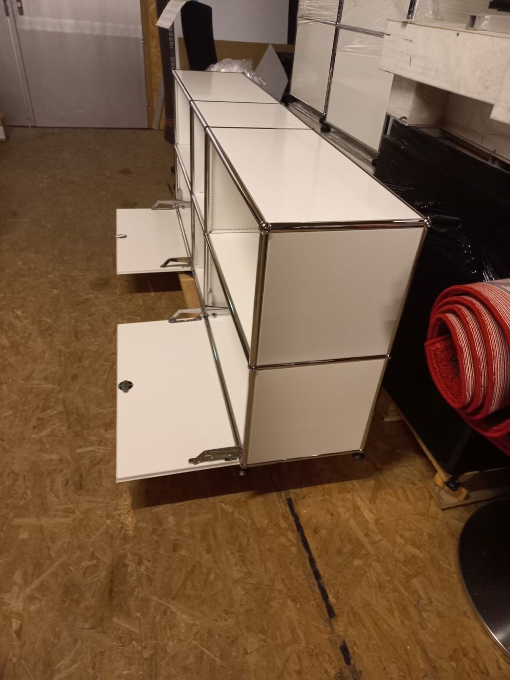 USM Scaffali: USM Haller Sideboard 3 / 2 in Reinweiss – Usato da Rikon im Tösstal venduto da Design4Life 5