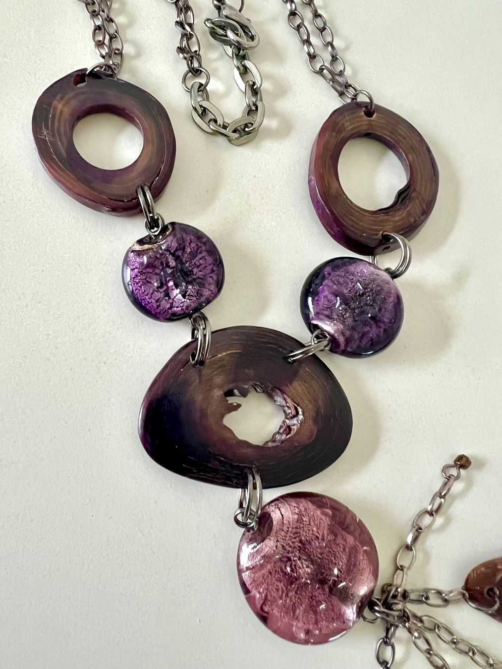 Catenine: TOLLE STATEMENT KETTE MIT LANGER QUASTE – Usato da Ruswil venduto da artbyhand 5