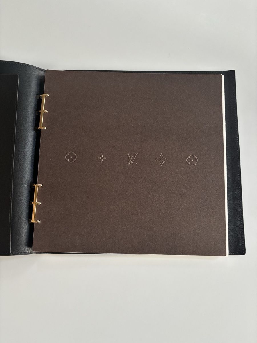 Louis Vuitton Blocchi: Louis Vuitton Notizbuch aus Leder – Nuovo (secondo la descrizione) da Dompierre VD venduto da Ruby18 2