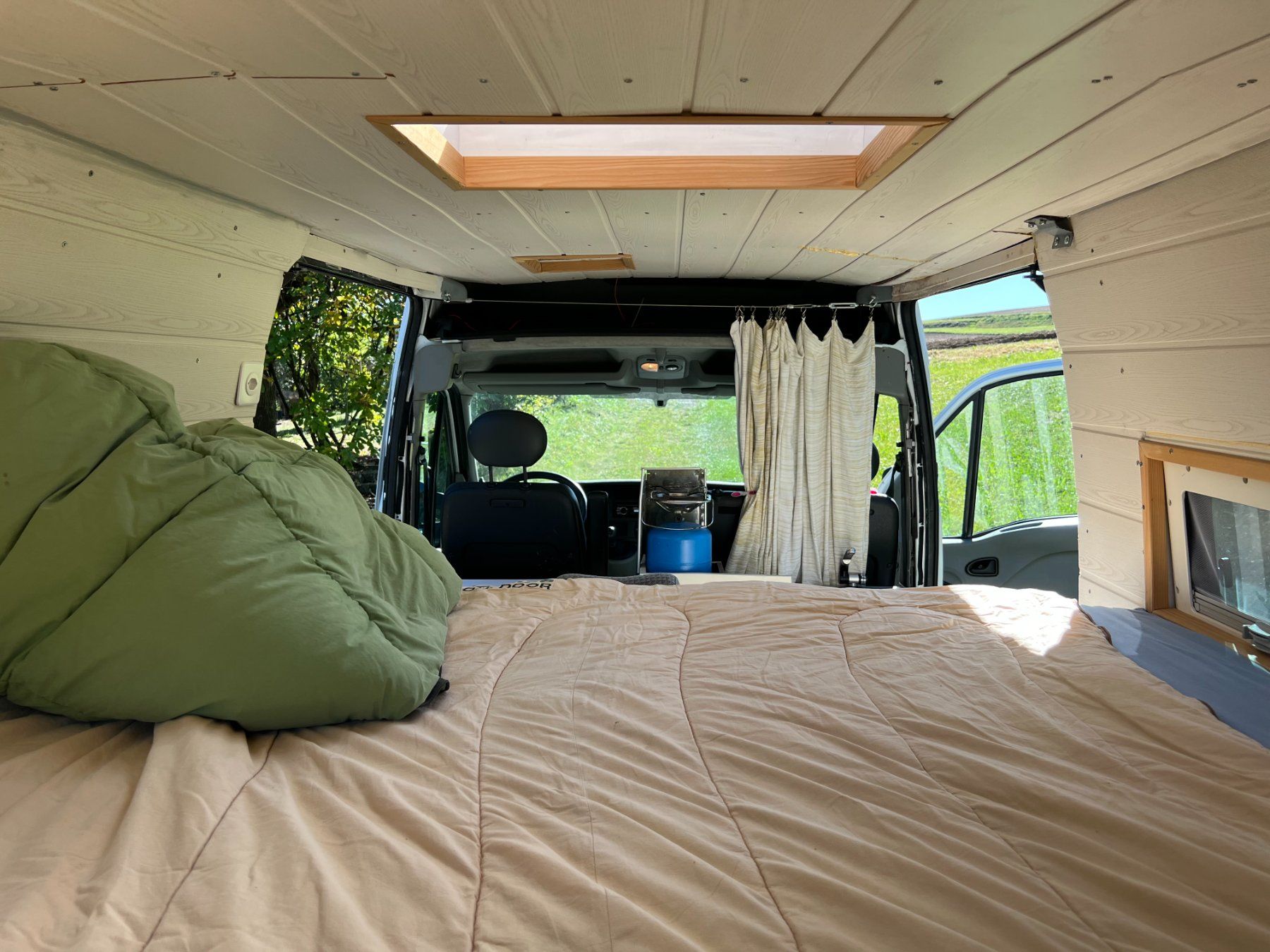 Véhicules de camping: RENAULT MASTER TRANSPORTER/CAMPER – D'occasion à Eschenz par SUBARU048 4