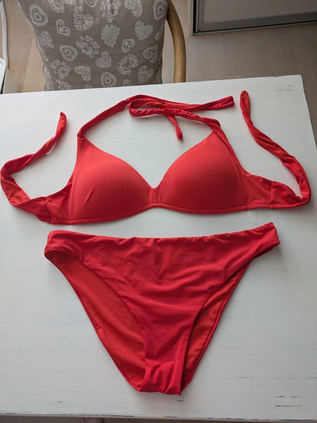 Calzedonia Maillots de bain & Bikinis: Bikini Set orange Gr. 38/40 Calzedonia – D'occasion à Muttenz par Koalabaer02