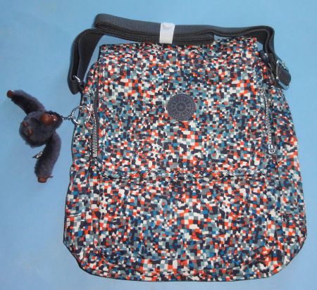 Schöne neue Kipling Umhängetasche Netta Basic Pixel Check Pr
