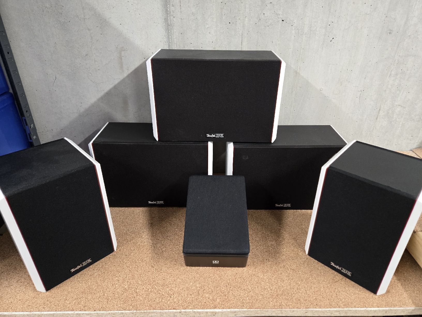 Teufel Home Cinema: 5 Teufel THX Lautsprecher plus 1 Dolby Atmos – Usato da Grindelwald venduto da WBO_88